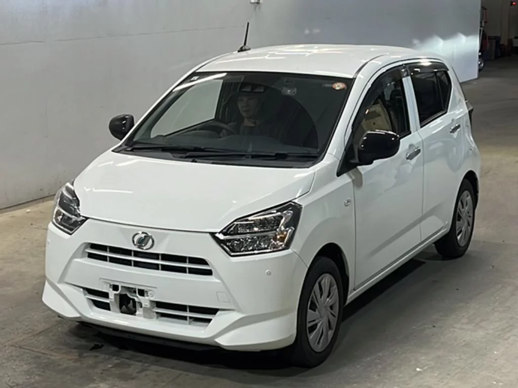Daihatsu Mira e:S LA350S 2019
